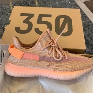 yeezy clay size 8